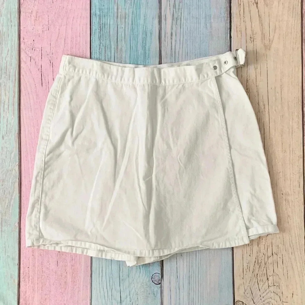 White jeanology skort - Picture 2 of 7